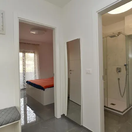 Fuer 2 Personen Ca 32 Qm In Banjole, Istrien Istrische Riviera Apartment Banjole