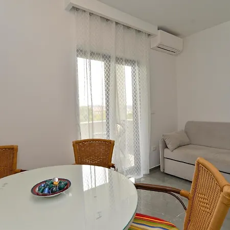 Fuer 2 Personen Ca 32 Qm In Banjole, Istrien Istrische Riviera *