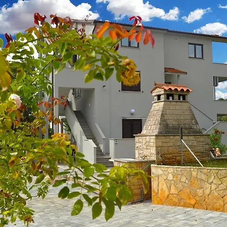 Apartment Fuer 2 Personen Ca 32 Qm In Banjole, Istrien Istrische Riviera *